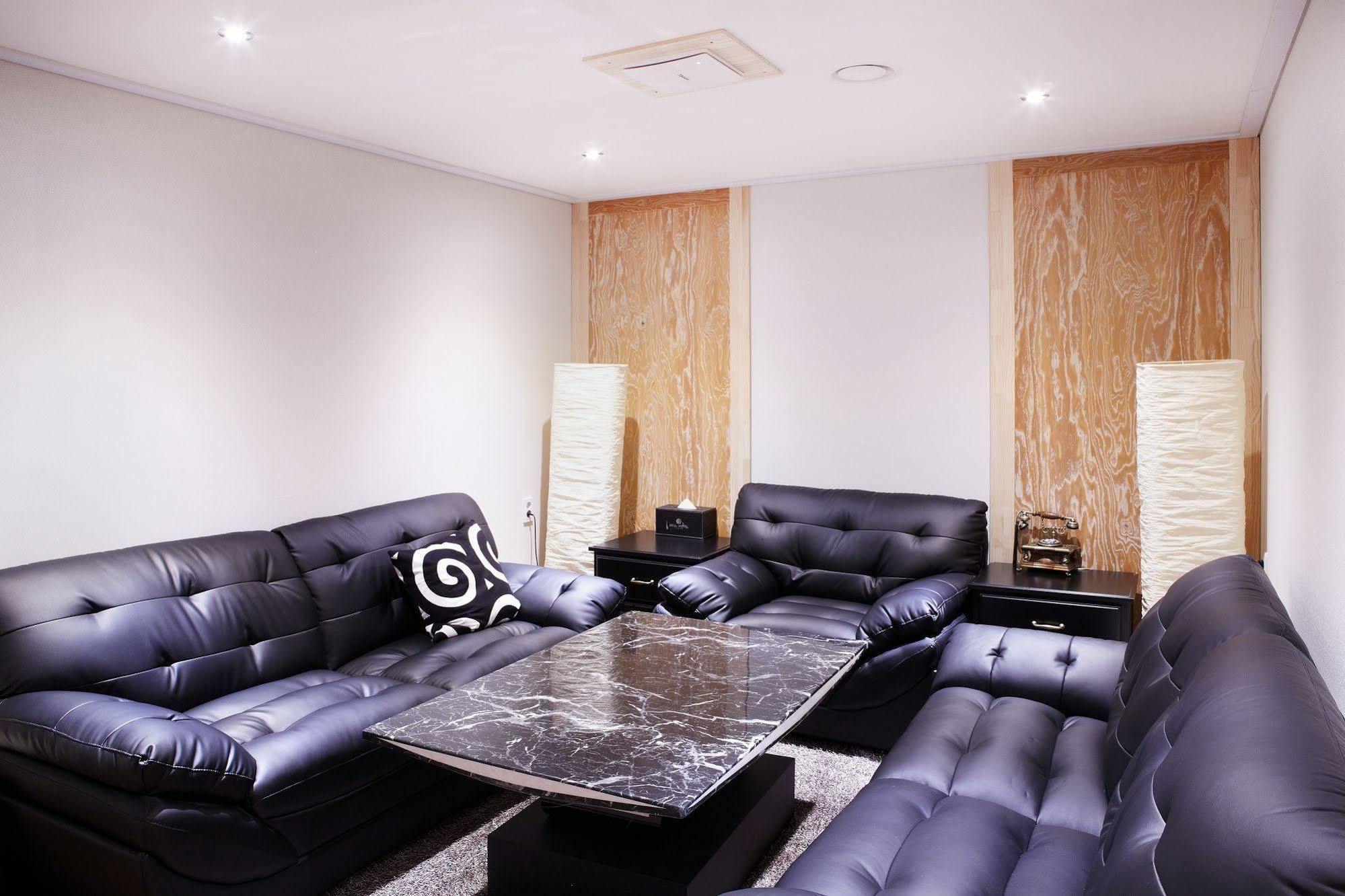 Hwaseong Bell Hotel מראה חיצוני תמונה